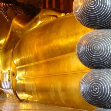 Visite du Wat Pho à Bangkok : entre or et zénitude…