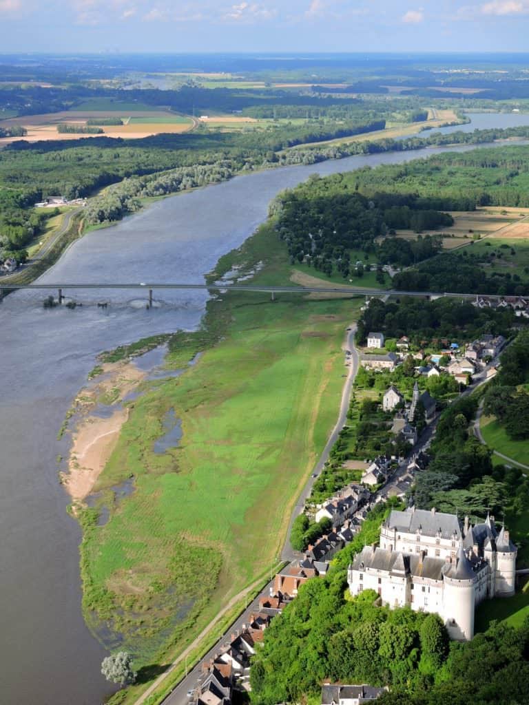 Val de Loire : survol du château de Chaumont-sur-Loire