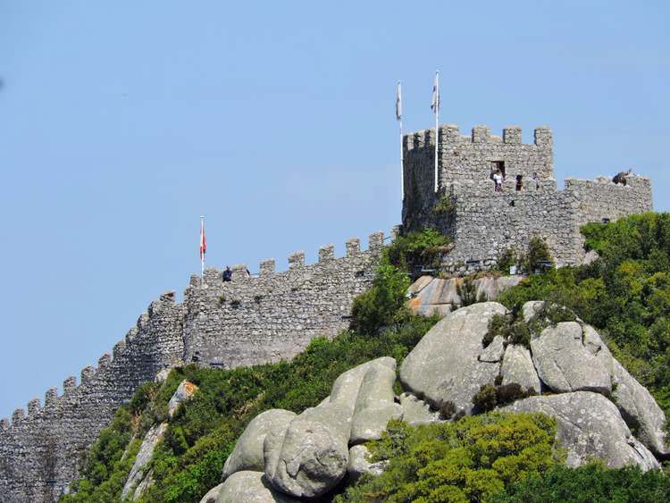 chateau-maures-portugal