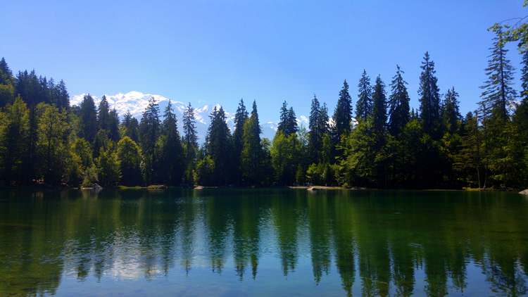 haute-savoie-lac-vert