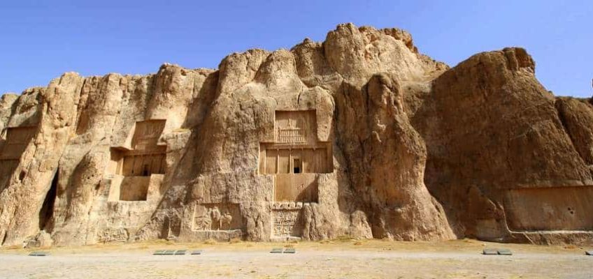 necropolis-Naqsh-e-rustam