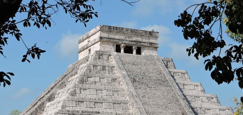 visite-chichen-itza-castillo