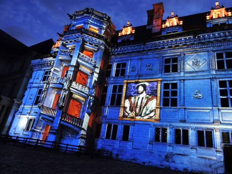 chateau-blois-son-lumiere