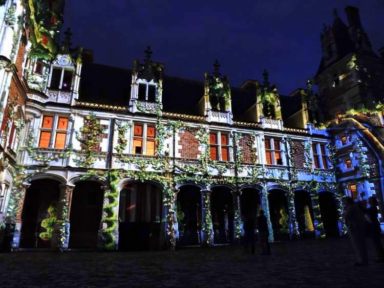 chateau-blois-son-lumiere