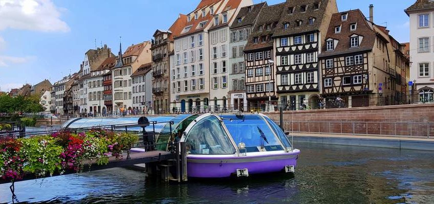 Une Petite Croisiere En Bateau Mouche