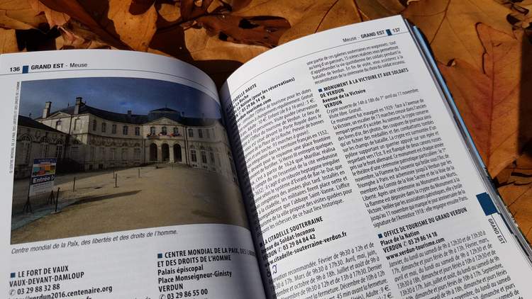 guide de voyage sur les lieux de mémoire en France aux éditions Petit Futé