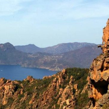 Comment bien profiter d’une randonnée en Corse au printemps ?