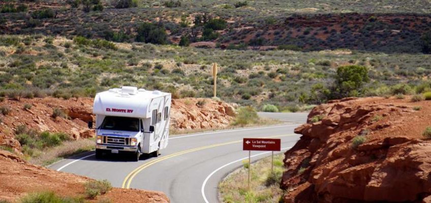 camping-car dans l'Ouest américain - arches national park