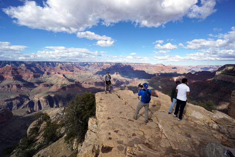 camping-car dans l'Ouest américain grand canyon