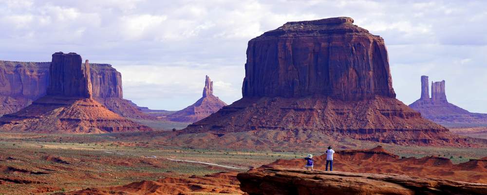 camping-car dans l'Ouest américain - Monument Valley