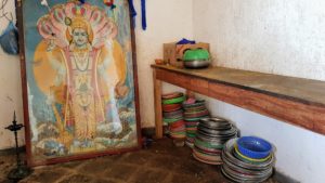 temple d'or à Dambulla - grottes sacrées