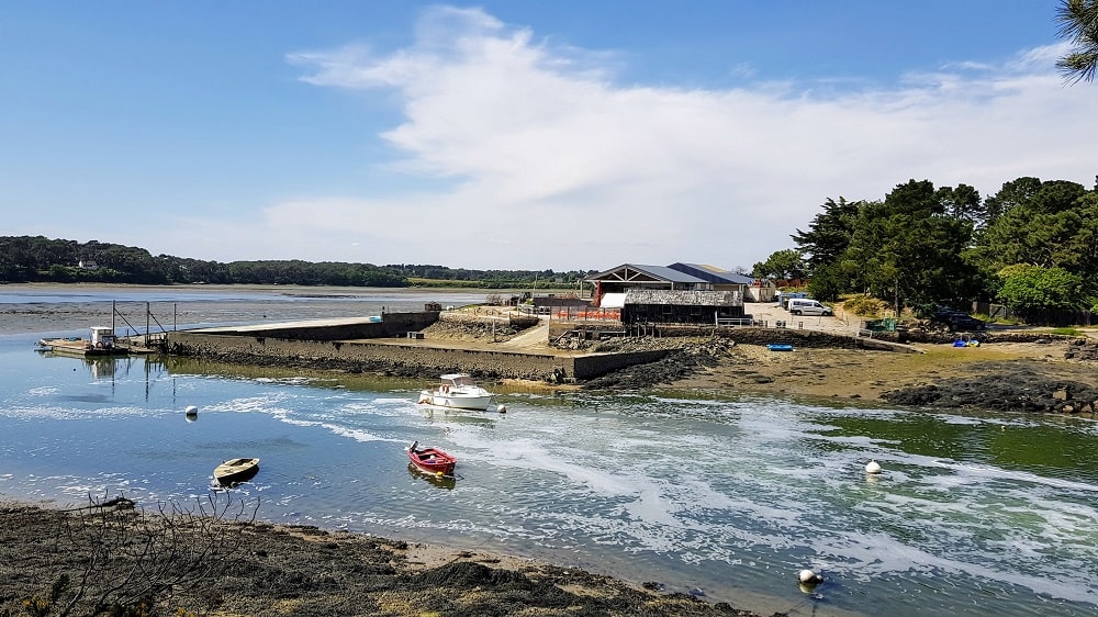 randonnée plage des Sept îles à baden - exploitation ostréicole