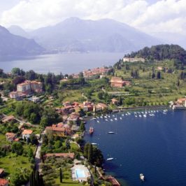 Lac de Côme - Veduta del centro di Bellagio e di Piazza Mazzini - © FotoREPORTER