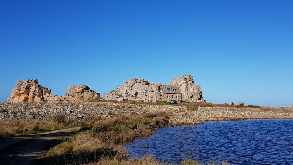 Castel Meur, la maison entre les rochers - Plougrescant