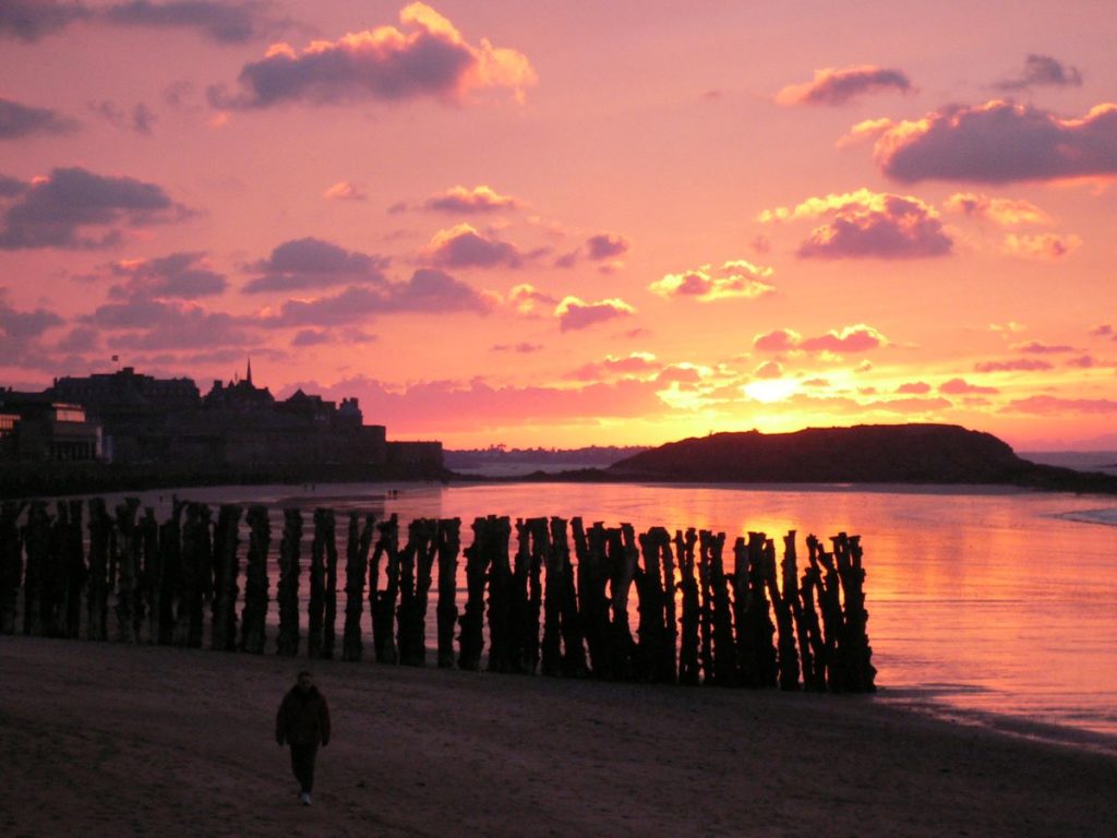 Saint Malo : coucher de soleil sur la plage