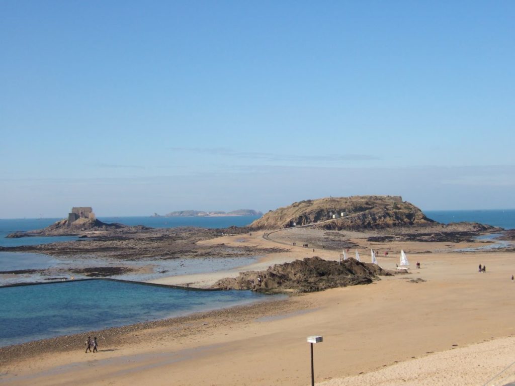 Saint Malo : plage du Bon secours