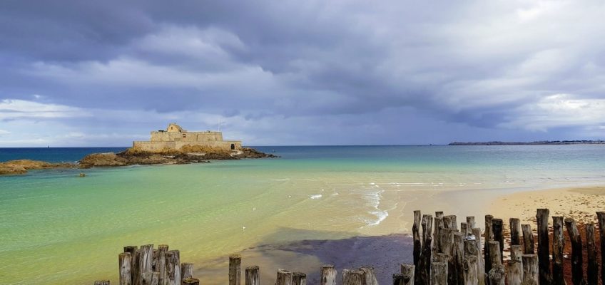 Saint Malo : plage et Fort national