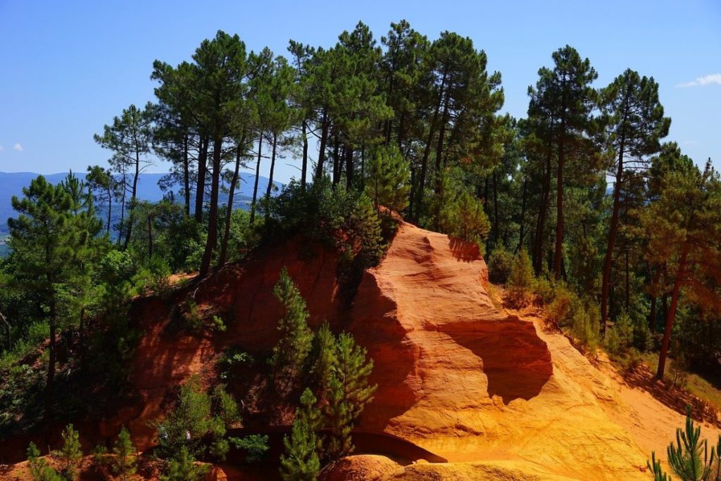 découverte du sentier des ocres de Roussillon dans le Luberon