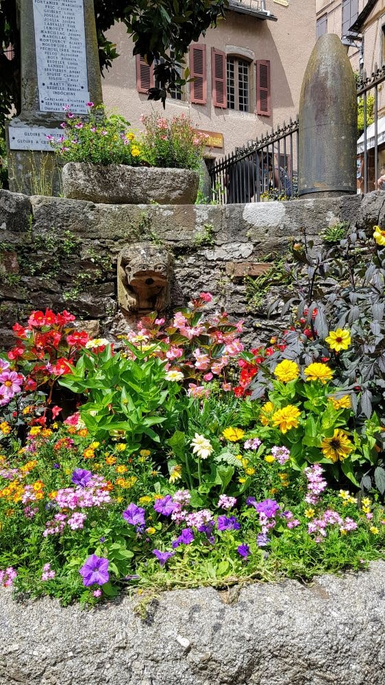 Visite de Conques, sur le chemin de Compostelle