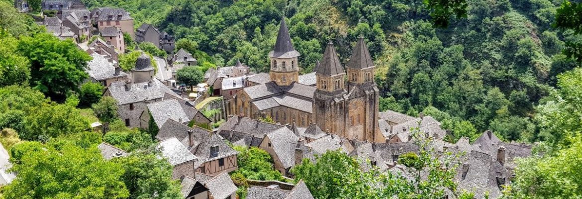 Eglise romane - Visite de Conques, sur le chemin de Compostelle