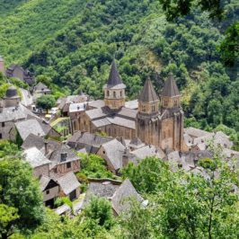 Eglise romane - Visite de Conques, sur le chemin de Compostelle
