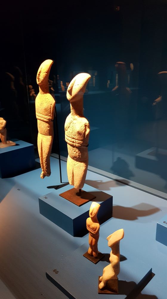 Musée Fenaille - IDOLES L’art des Cyclades et de l’Anatolie à l’Âge de bronze