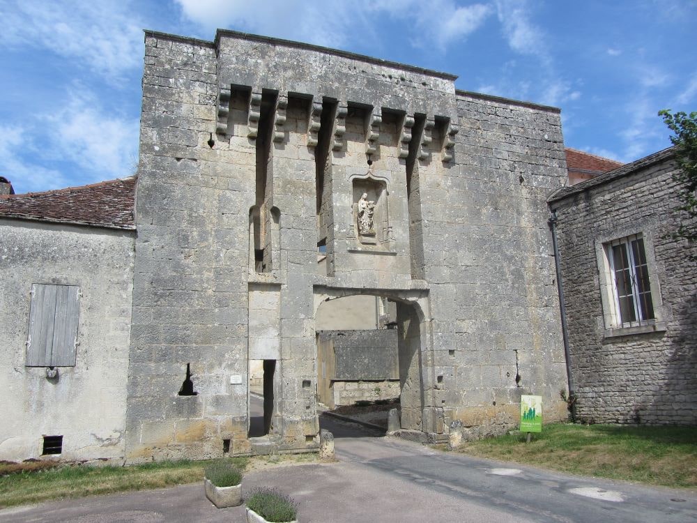 Côtes d'Or : découverte de l'Auxois - Flavigny-sur-Ozerain