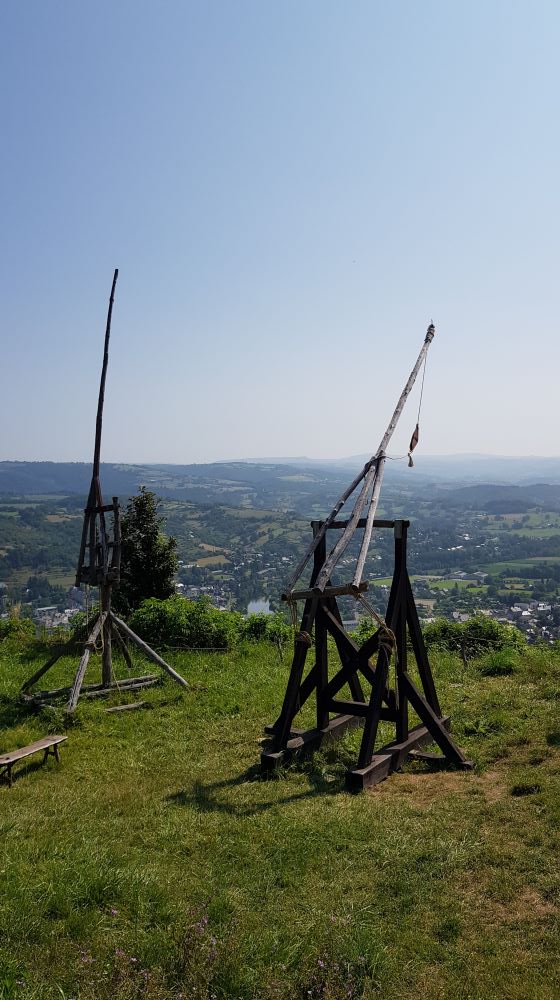 Visite du château médiéval de Calmont d'Olt