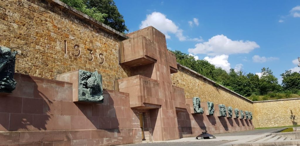 Mémorial de Suresnes - Mont Valérien