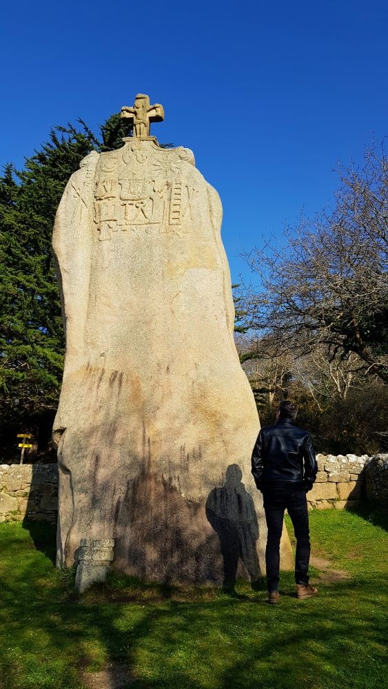 Menhir de Saint Uez - Pleumeur-Bodou - Côtes d'Armor