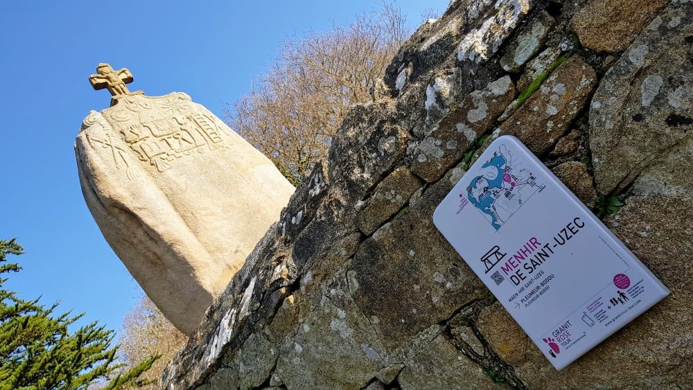 Menhir de Saint Uez - Pleumeur-Bodou - Côtes d'Armor