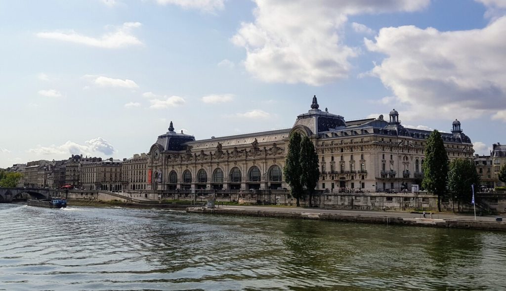 Quai de Seine - Visite du musée d'Orsay à Paris