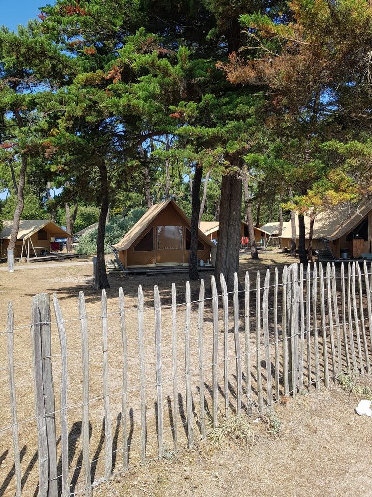 Plages de Noirmoutier : camping près de la plage des Sableaux