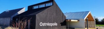 Visite d'Ostréapolis, centre d'interprétation dédié à l'huître dans le Morbihan au Tour du Parc. Bâtiment