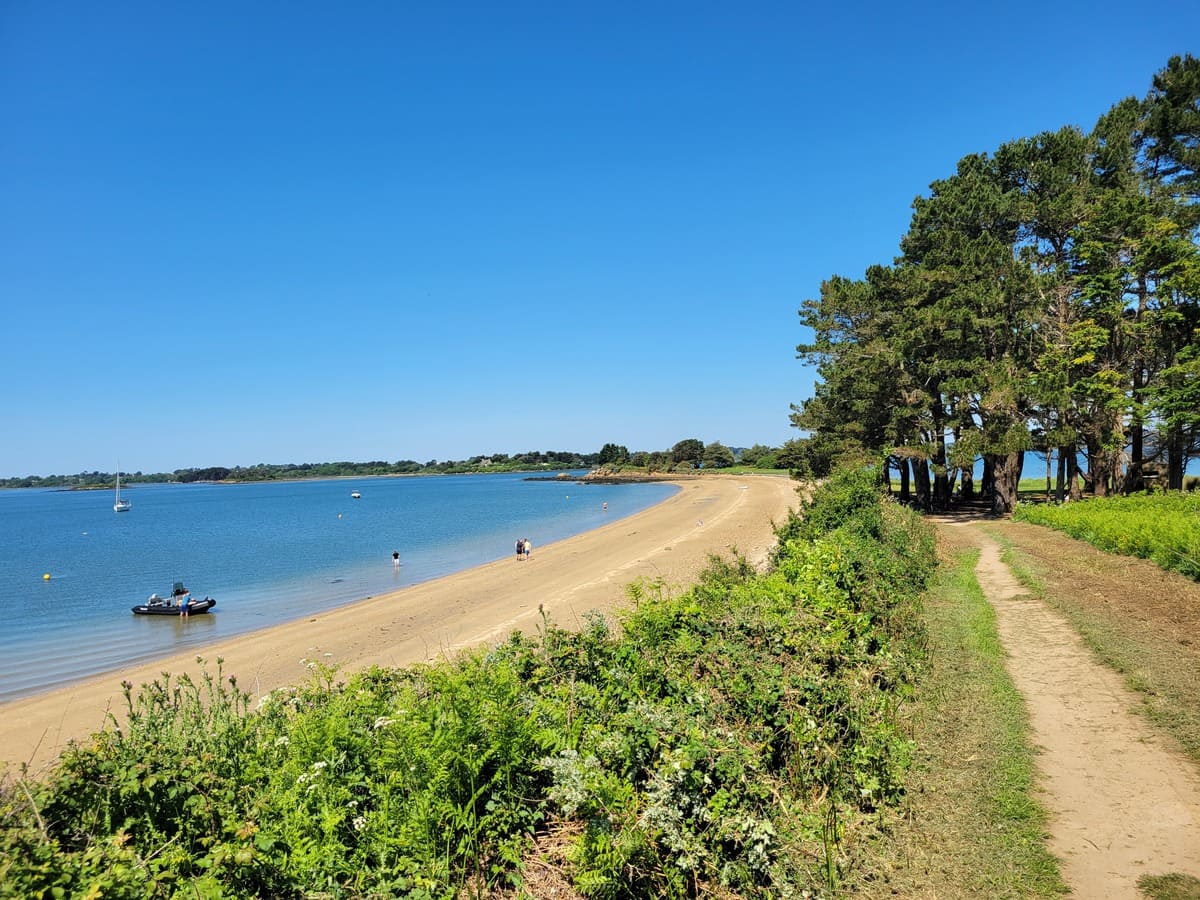 Circuit de randonnée sur l'île d'Arz