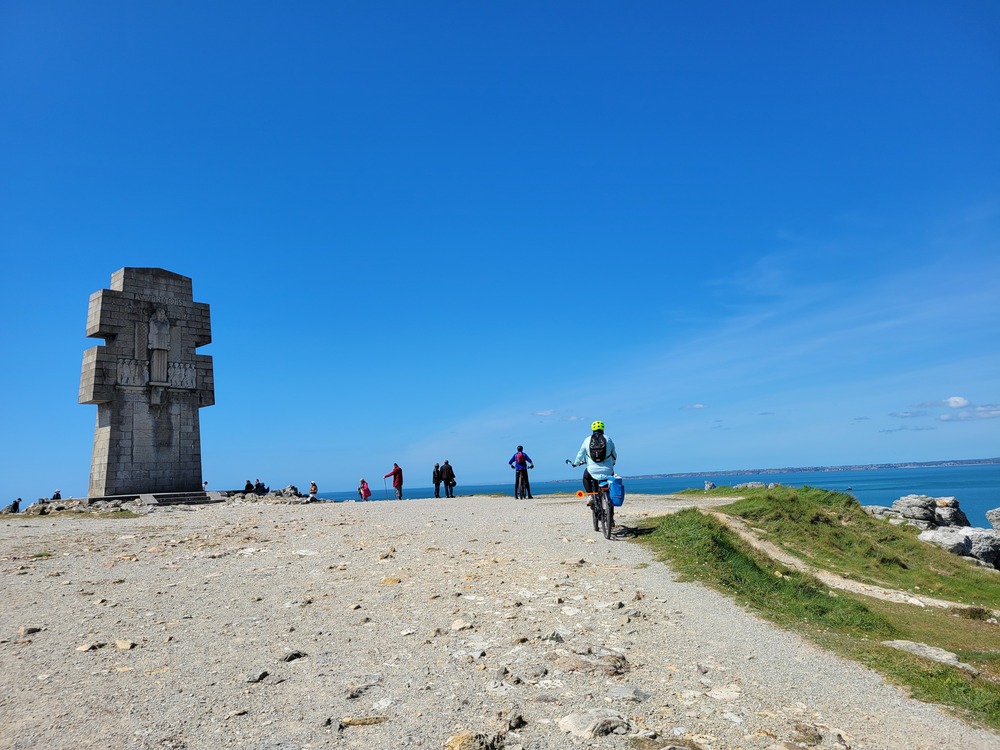 Découverte de Camaret-sur-Mer sur la presqu'île de Crozon (Finistère) : croix