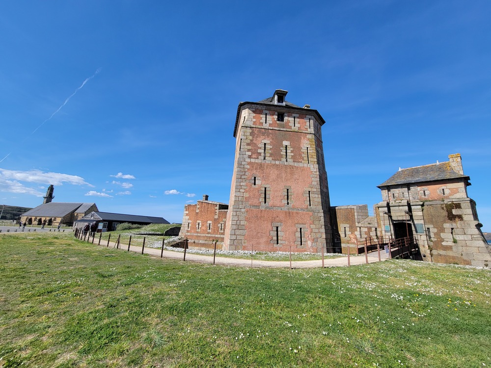 Découverte de Camaret-sur-Mer sur la presqu'île de Crozon (Finistère) : tour Vauban